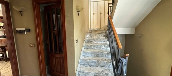 3 bedrooms Villa in Giugliano in Campania, Italy No. 138413 18