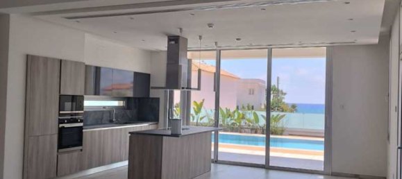 4 bedrooms House in Ayia Napa, Cyprus No. 15051 2