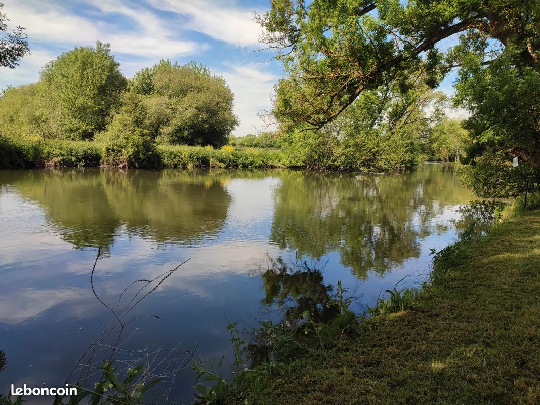  قطعة أرض في Montoire-sur-le-Loir, France رقم 324837