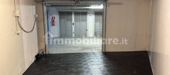  مرآب في Rome, Italy 12متر مربع رقم 319531 9