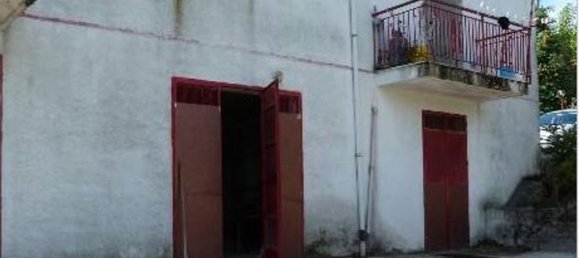 5 rooms House in Castel San Lorenzo, Italy No. 253933 2