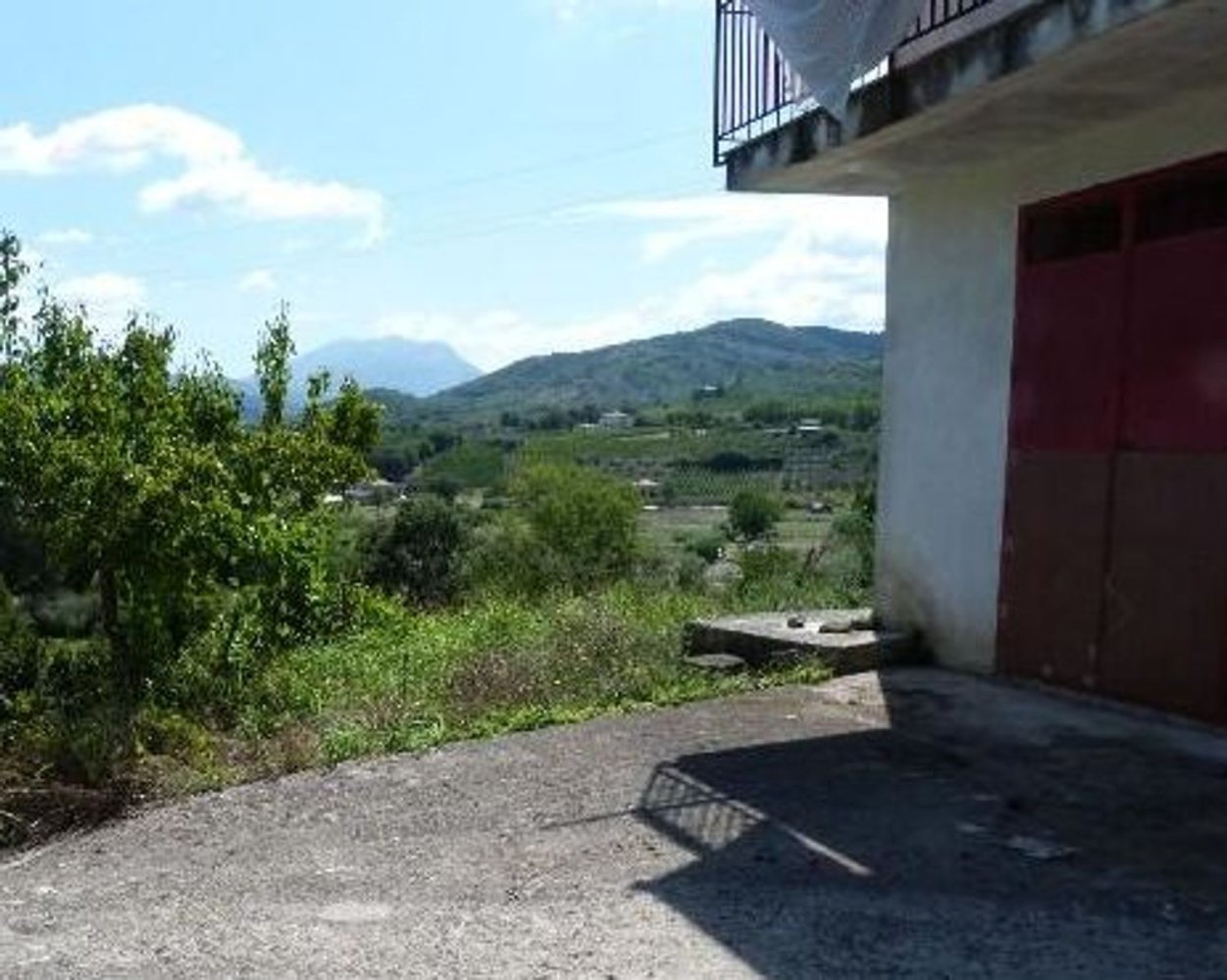 5 rooms House in Castel San Lorenzo, Italy No. 253933