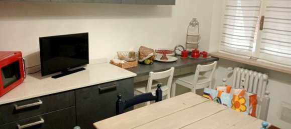 3 rooms Apartment in Parma, Italy No. 20466 6