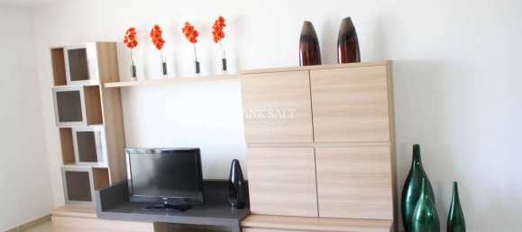 2 bedrooms Penthouse in Sliema, Malta No. 8584 10