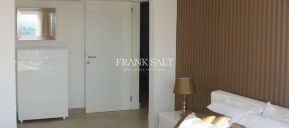 2 bedrooms Penthouse in Sliema, Malta No. 8584 6