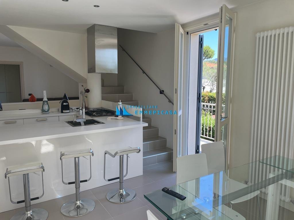 Вилла с 5 спальнями в Монтиньозо, Италия № 48025