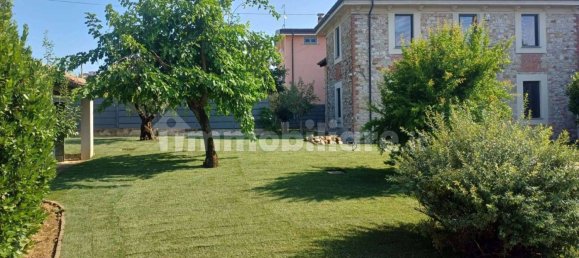 4 Schlafzimmer Haus in Gazzola, Italy, Nr. 347711 2