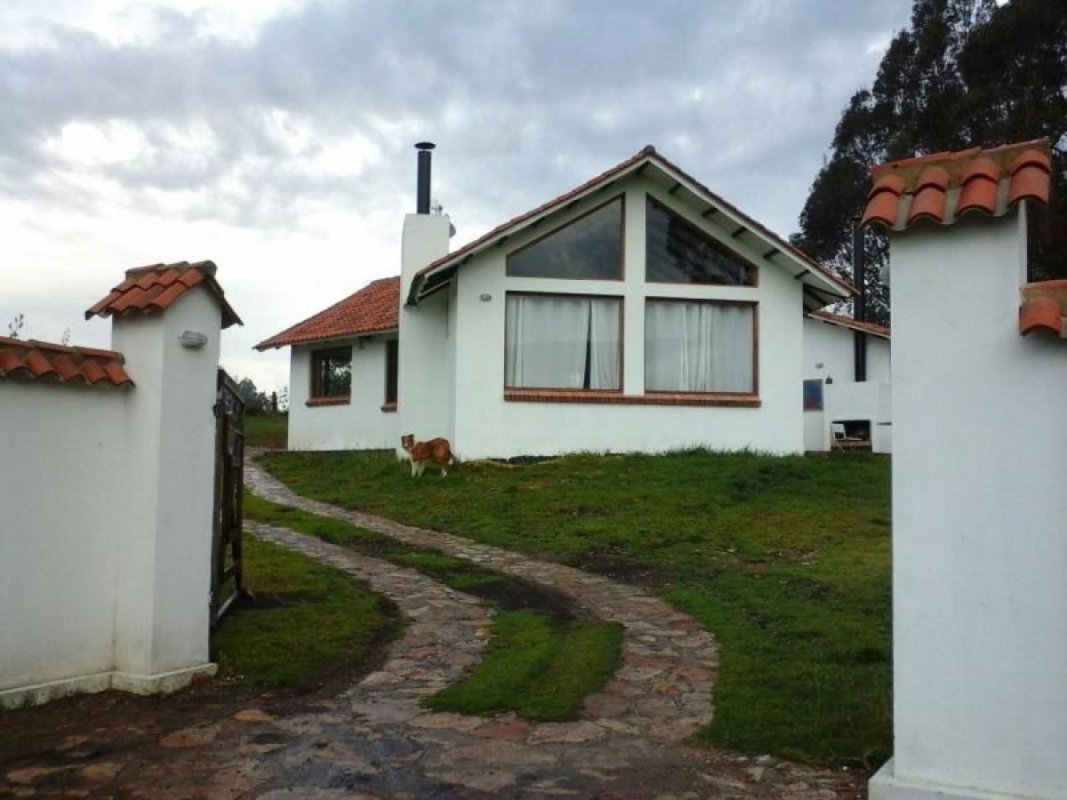 Дом с 2 спальнями в Кундинамарка, Колумбия № 9429