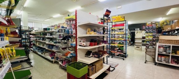 Commercial property in Santa Ponsa, Spain No. 16221 2