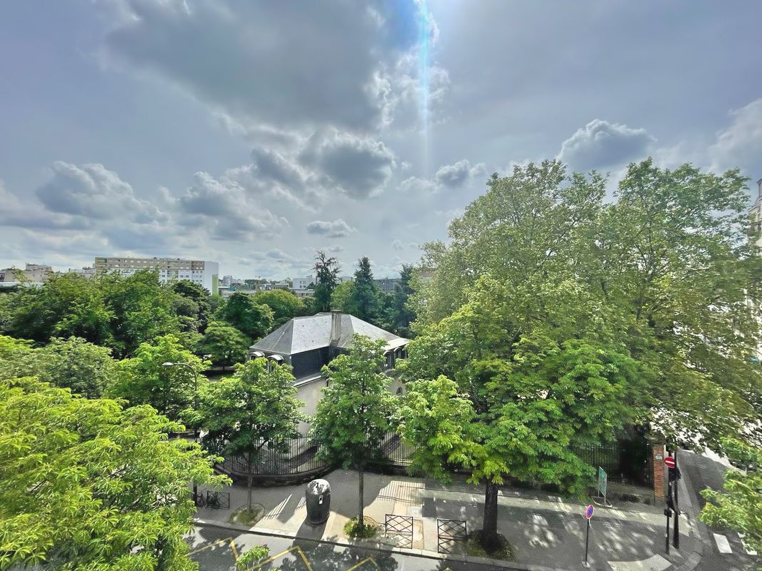 1 bedroom Apartment in Paris, France No. 181439