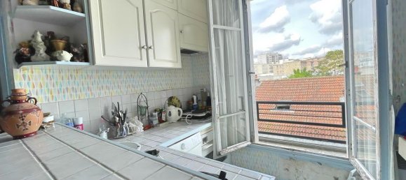 1 bedroom Apartment in Paris, France No. 181439 3
