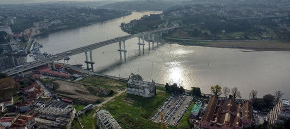 2 chambres Maison à Porto, Portugal No. 23661 14