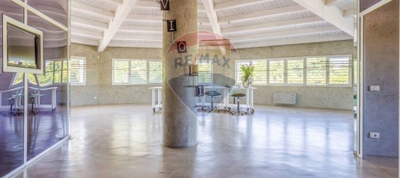 Gewerbliche Immobilie in Carpi, Italy 2000m², Nr. 388478 24