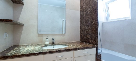 6 bedrooms Villa in Sintra, Portugal No. 126136 9