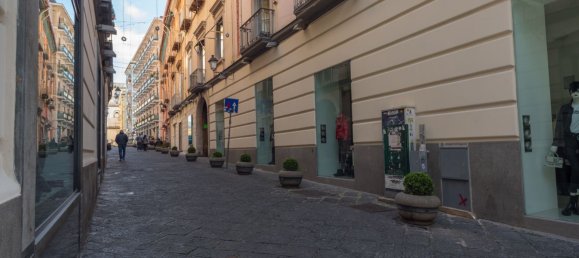 Apartamento de 7 habitaciónes en Caserta, Italy No. 179316 49