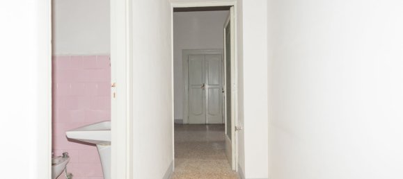 Apartamento de 7 habitaciónes en Caserta, Italy No. 179316 21
