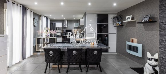 3 Schlafzimmer Haus in Moutiers, France, Nr. 230315 2