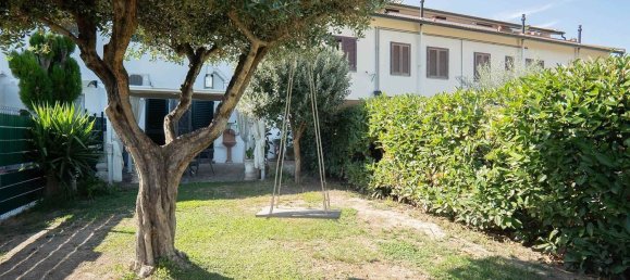 5 Schlafzimmer Haus in Campi Bisenzio, Italy, Nr. 362772 2
