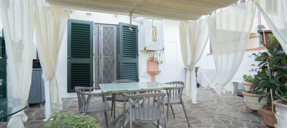 5 Schlafzimmer Haus in Campi Bisenzio, Italy, Nr. 362772 13