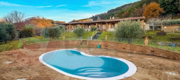 10 rooms Villa in Assisi, Italy No. 152869 10