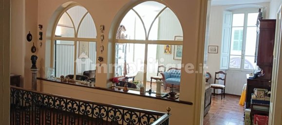 5 غرف نوم منزل في Desenzano del Garda, Italy رقم 178331 2