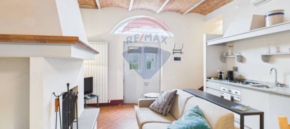 4 rooms Apartment in Cortona, Italy No. 56226 4