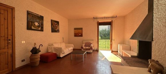 3 Schlafzimmer Wohnung in Città della Pieve, Italy, Nr. 282042 5