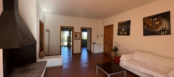 3 Schlafzimmer Wohnung in Città della Pieve, Italy, Nr. 282042 6