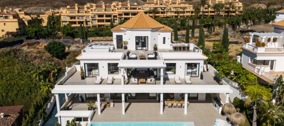 Вилла с 6 спальнями в Малага, Испания № 49825 37