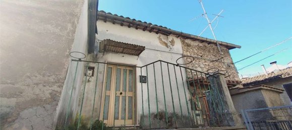 Квартира с 4 комнатами в Кампли, Италия № 154380 2