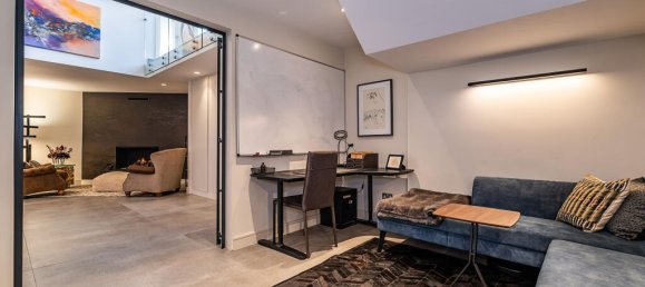 3 bedrooms House in London, United Kingdom No. 14032 24