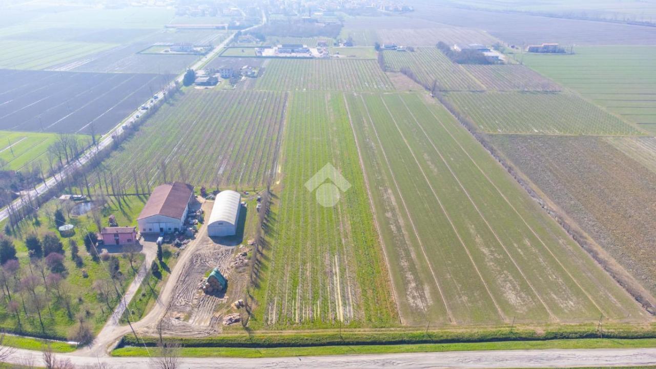 96750m² Land in Carpi, Italy No. 156851