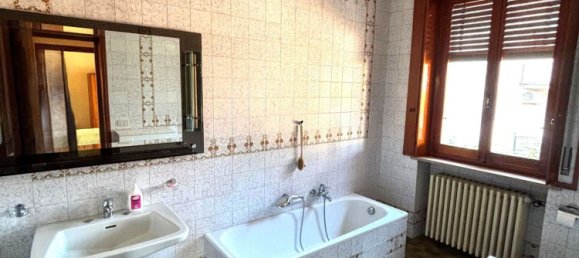 6غرفة فيلا في San Secondo Parmense, Italy رقم 21073 29