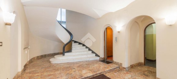 2 rooms Apartment in Rome, Italy No. 230855 4