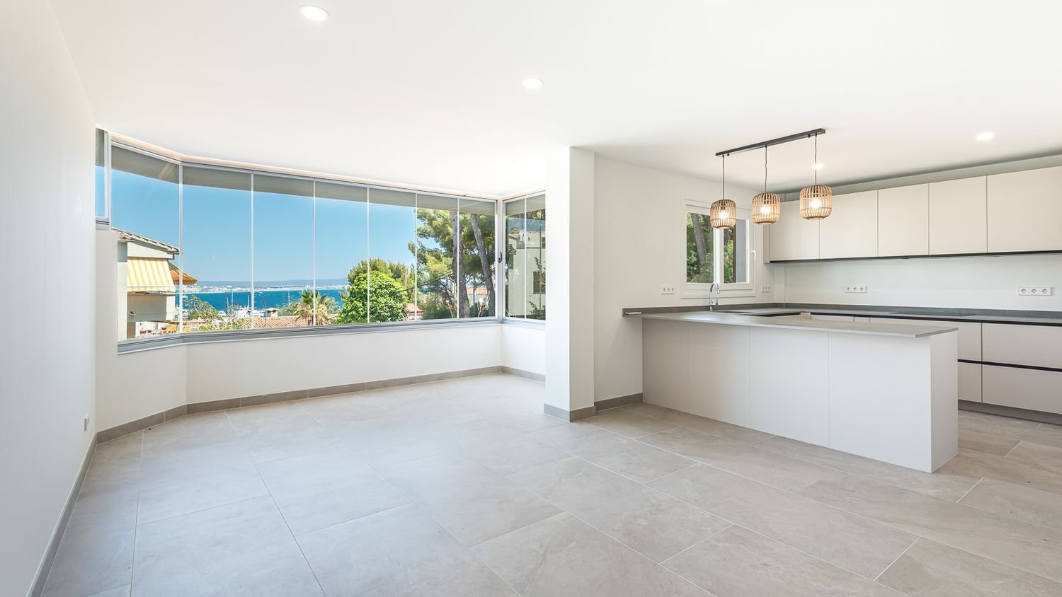 3 bedrooms Apartment in Palma de Majorca, Spain No. 153578