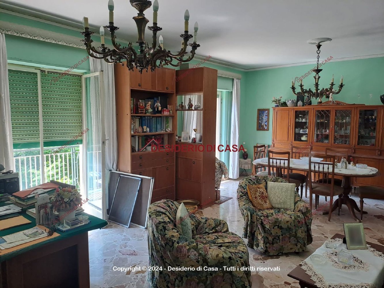 3-salle Appartement à Palermo, Italy No. 72729