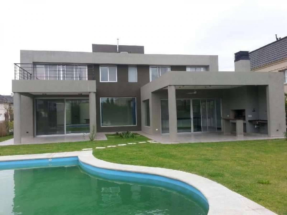 4 bedrooms House in Tigre, Argentina No. 16529