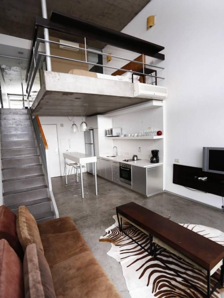 Studio in Palermo, Argentina No. 96029