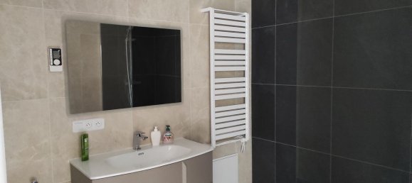 2 Schlafzimmer Wohnung in Orange, France, Nr. 277087 2