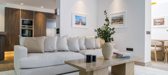 Villa de 5 dormitorios en Marbella, Spain No. 119319 9