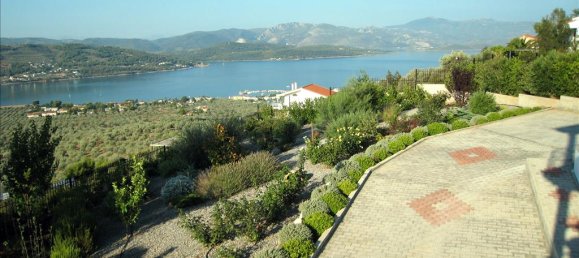 3 bedrooms Villa in Malesina, Greece No. 4826 3