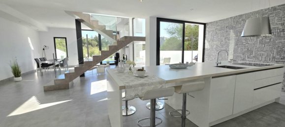 3 bedrooms Villa in Portocolom, Spain No. 205320 8