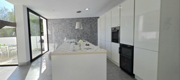 3 bedrooms Villa in Portocolom, Spain No. 205320 9