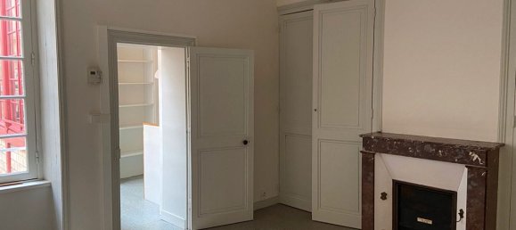 1 bedroom Apartment in La Rochelle, France No. 100928 10