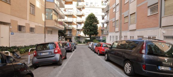 Пентхаус с 4 комнатами в Рим, Италия № 30738 48