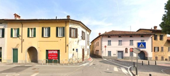 Коммерческая недвижимость с 2 комнатами в Айруно, Италия № 146744 3