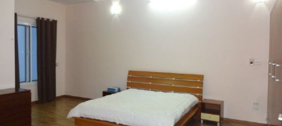 4 Schlafzimmer Villa in Tay Ho, Vietnam, Nr. 2696 5