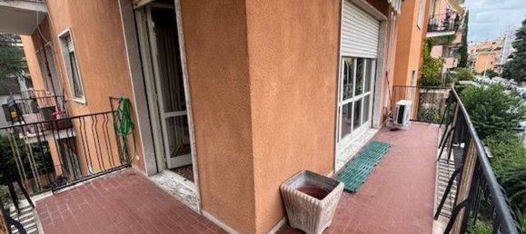 5 bedrooms Apartment in Rome, Italy No. 320931 30