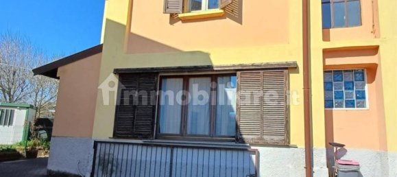 4 bedrooms House in Lonate Ceppino, Italy No. 5475 2