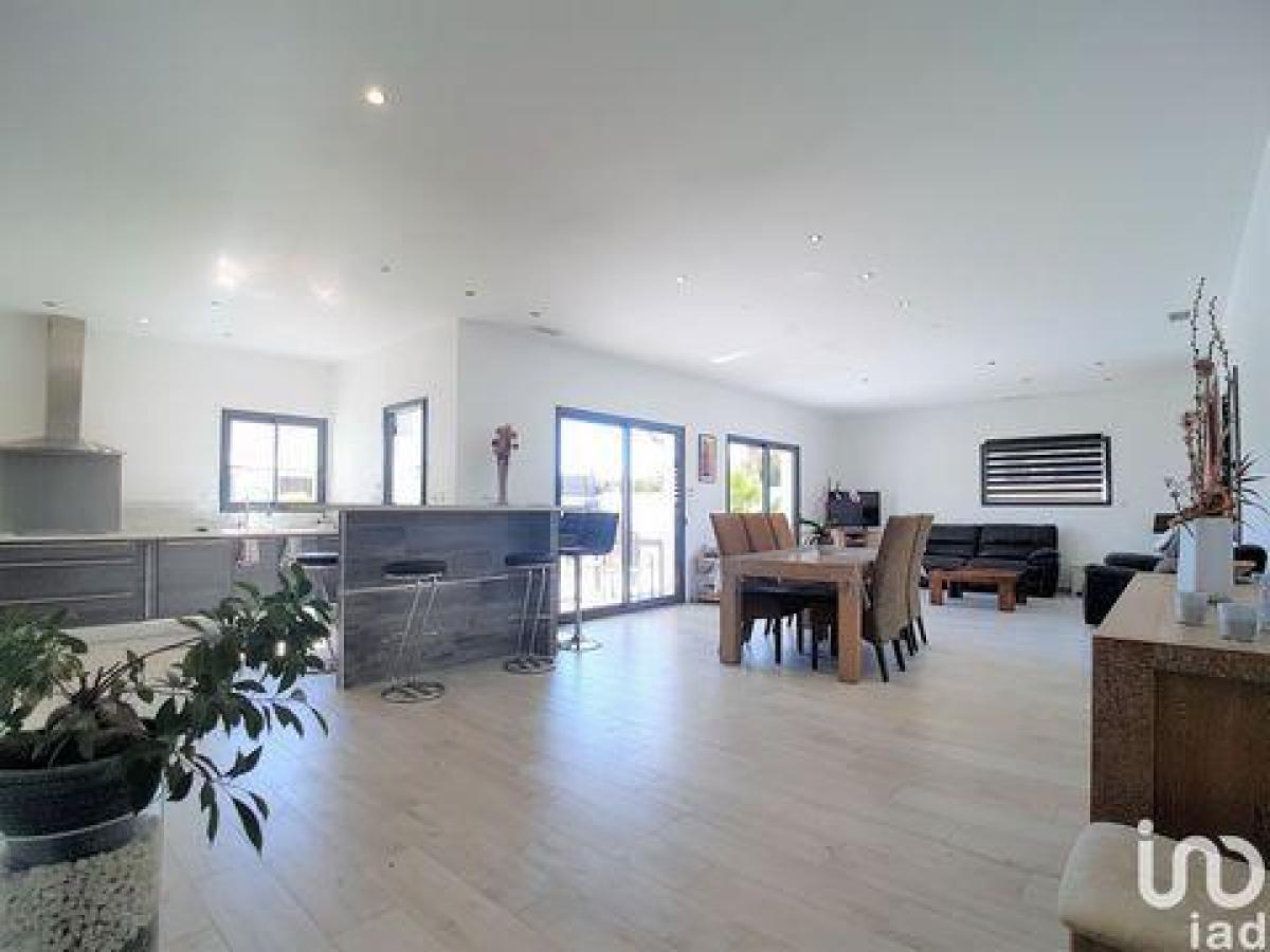 4 Schlafzimmer Haus in Montblanc, France, Nr. 30368